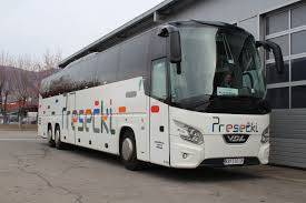 Autobus kojim idem u školu
